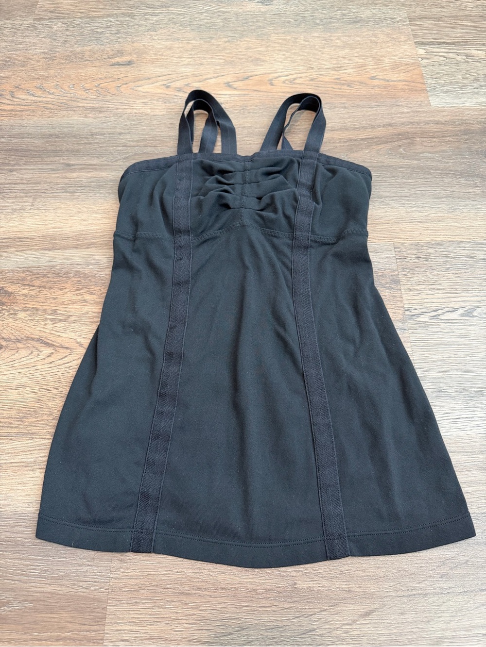 Lululemon Vintage Black Tank Top Built In Bra Athletic Cami Size 4 Yoga Pilates